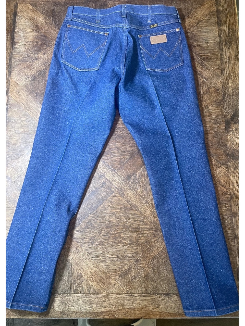 Wrangler original fit 13mwz cotton blue jean pants size 38x32 EUC - Picture 3 of 8